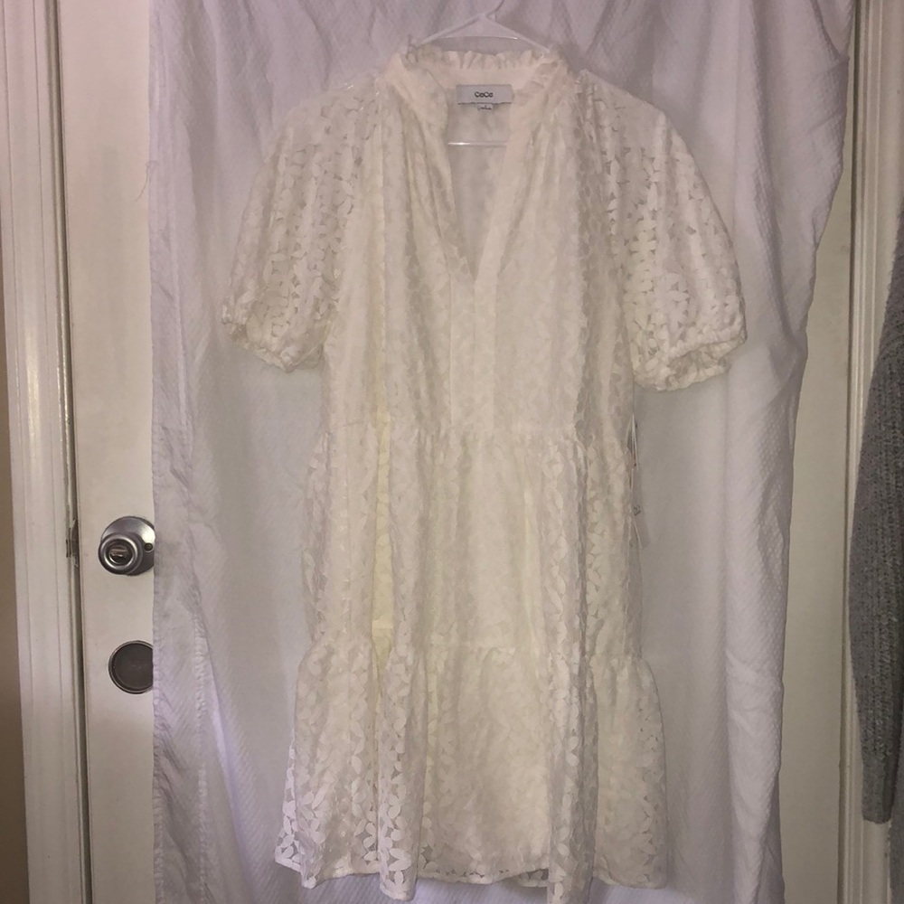 NWT CeCe Ivory Floral Lace Dress in size Small w/Mini Puff Sleeves & structure - Picture 2 of 8